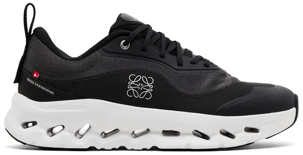 ON x LOEWE noir/blanche